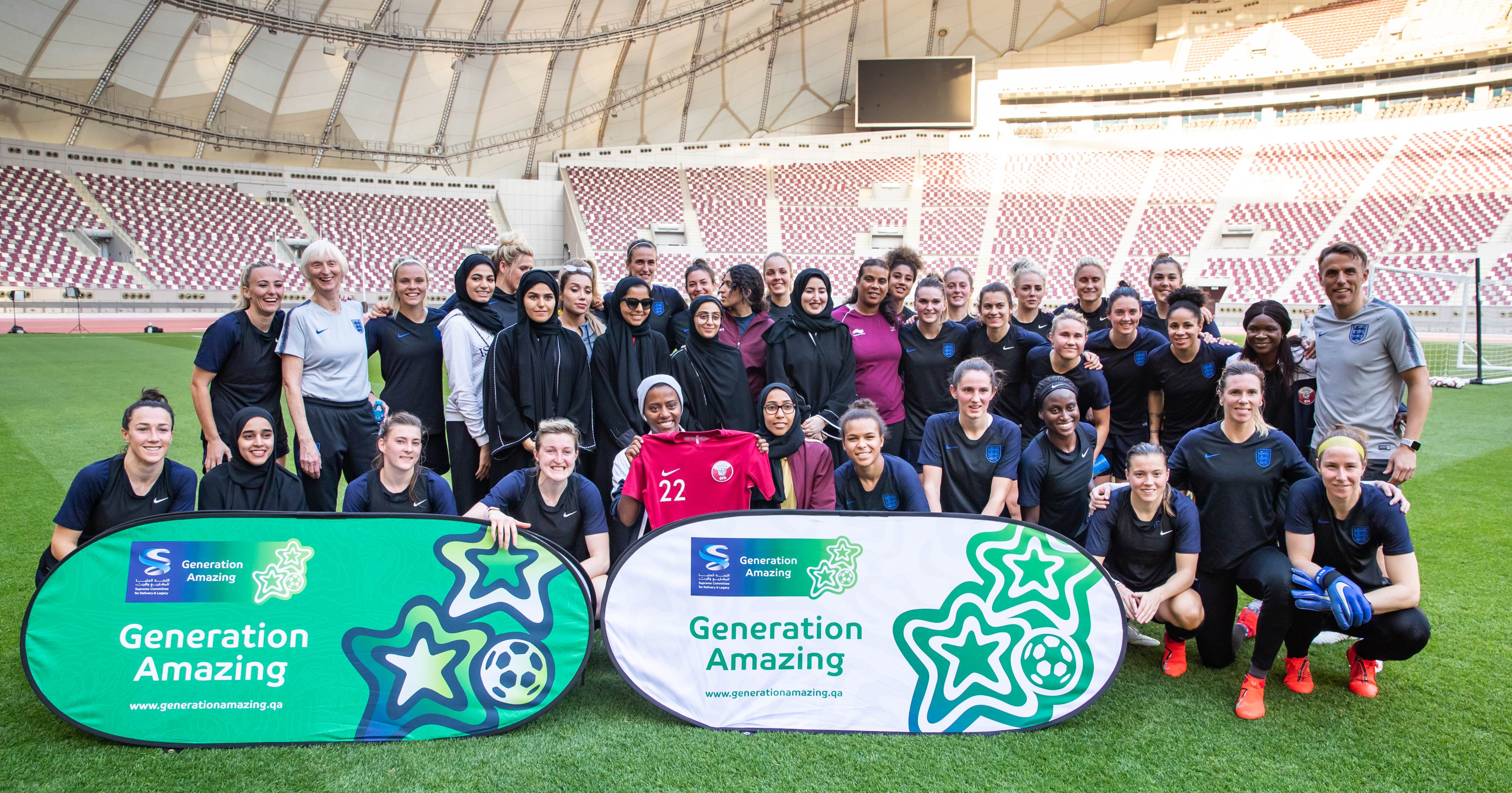 Generation Amazing coaches meet England women's team